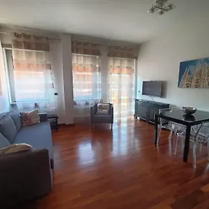 Style Homes Brera San Marco 29 Italy