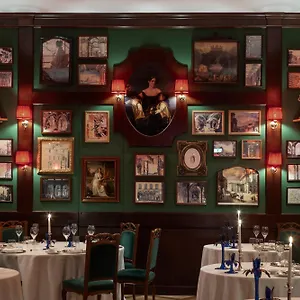 Grand Et De - The Leading Of The World ***** Milan